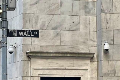 Wall Street struggles higher, Down Jones adds 29 points