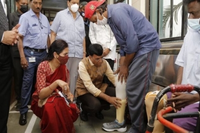 Health Minister Mansukh Mandaviya helps differently-abled man wear prosthetic leg, terms it as an ‘unforgettable’ moment